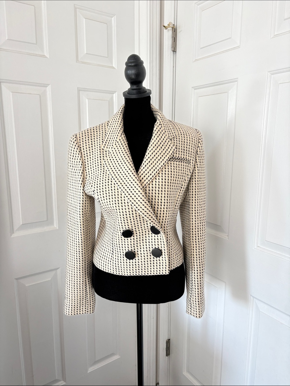 Nazy Chef Parisian Vintage Cropped Wool Blazer